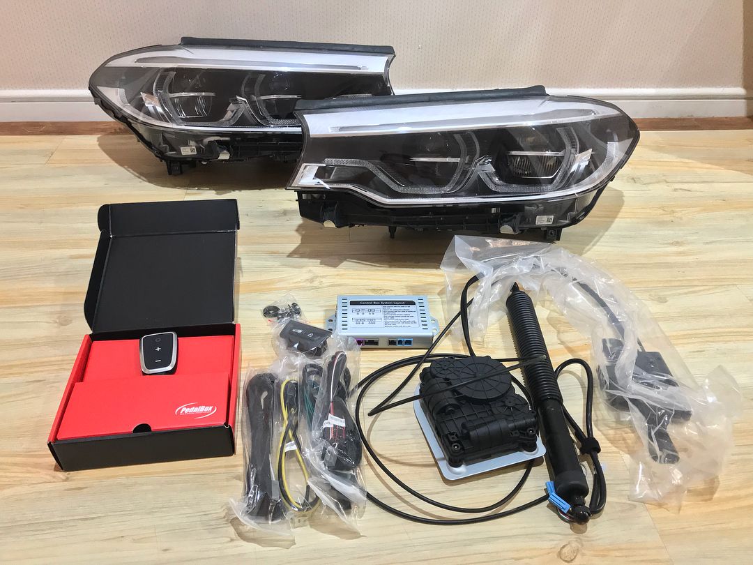 2017-2023 BMW G30 5 SERIES ICONIC ADAPTIVE LED HEADLIGHTS COMPLETE KIT
