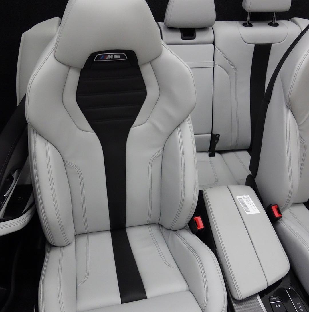 BMW M5 F90 / G30 COMPLETE INTERIOR ASSEMBLY WITH DOOR PANELS AND ARM REST